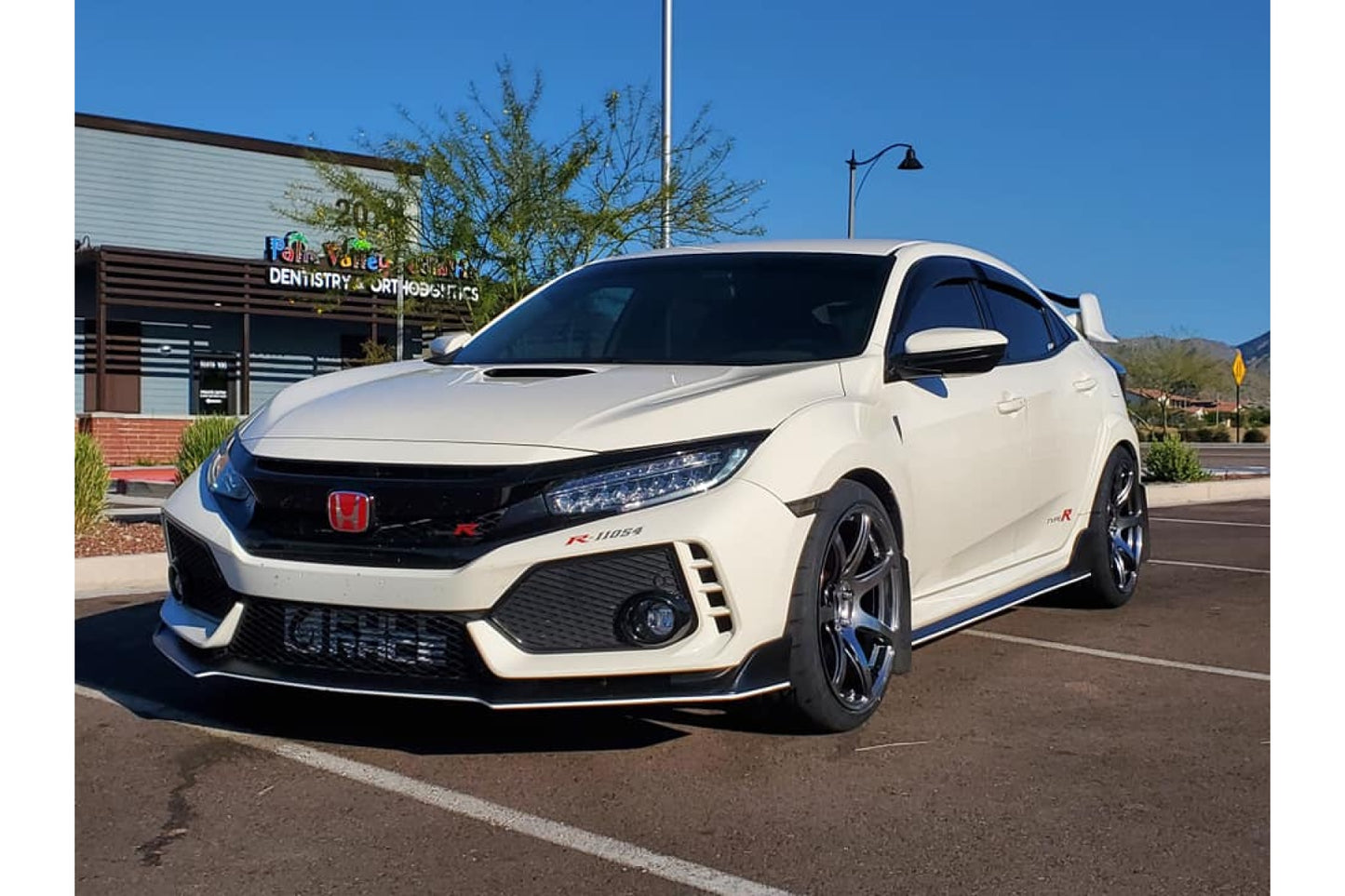 Full Race Intercooler w/ Charge Pipe Kit and Bumper Beam Honda Civic FK8 Type R 2017+