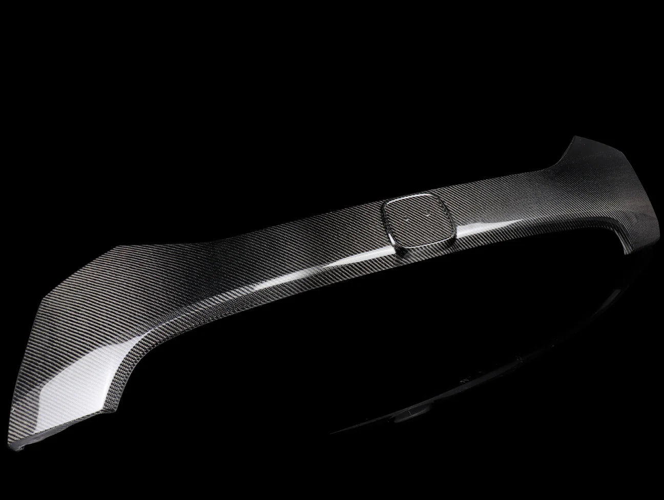 SEIBON CARBON FIBER REAR LICENSE TRIM - 2017+ CIVIC TYPE-R
