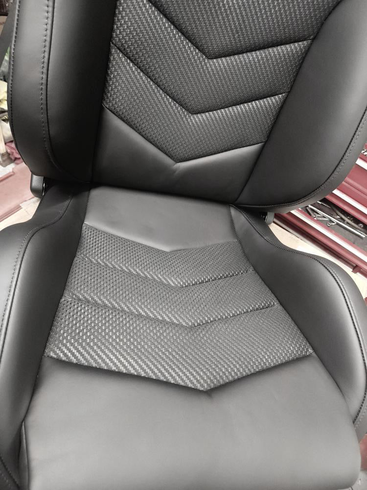 Recaro sportster sc with carbon rear inserts