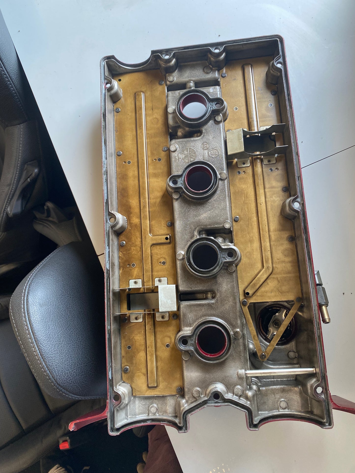 Used evo 8 valve cover