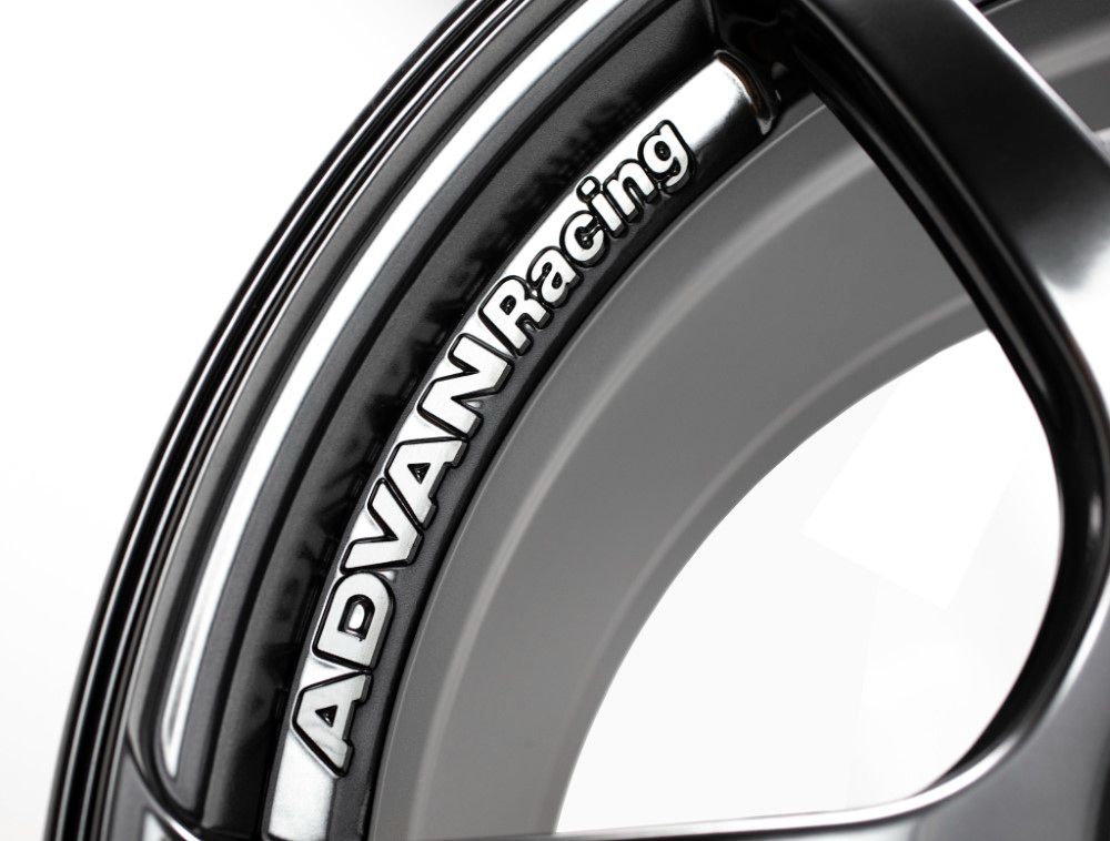 Advan RGIII Wheel 18x9 5x114.3 25mm Racing Hyper Black