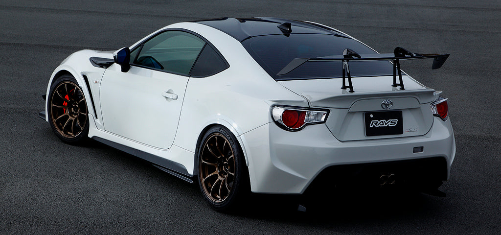 Volk Racing ZE40 Wheel 18x9.5 5x114.3 22mm Bronze- set