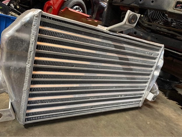 Mishimoto 3" intercooler evo 8/9