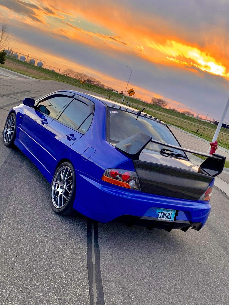 Used- seibon carbon fiber wing evo 8/9