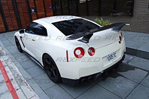 Rexpeed Z-Style Carbon Skirts (GT-R R35)