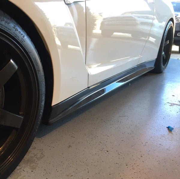 Rexpeed Z-Style Carbon Skirts (GT-R R35)